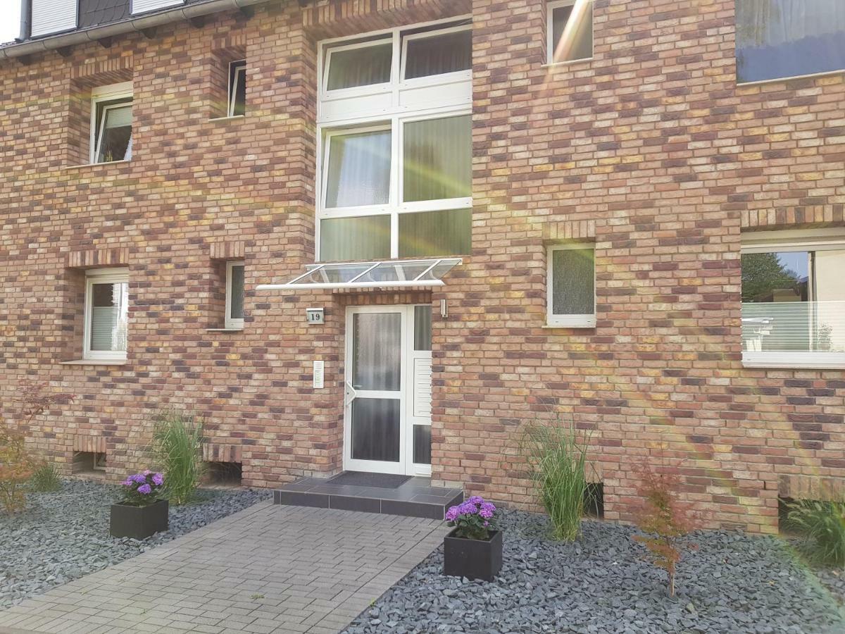 Ferienwohnung Saturn Mülheim an der Ruhr Exteriör bild